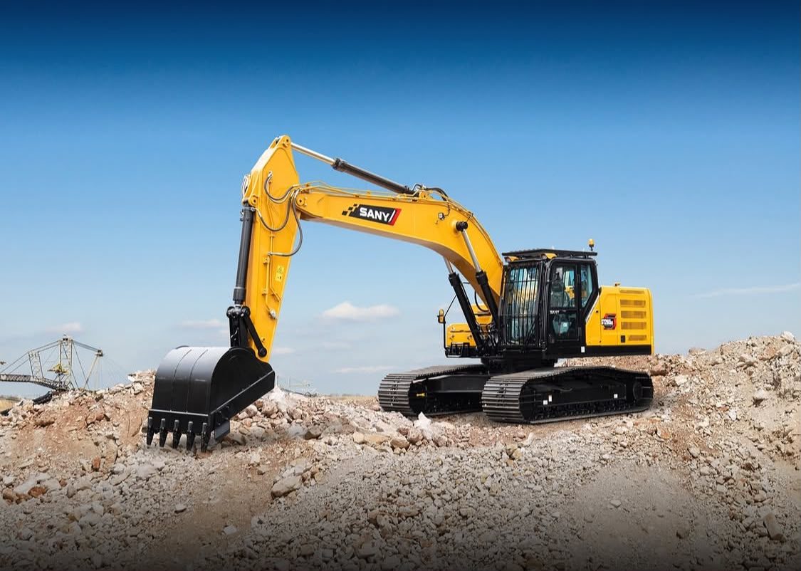Earthmoving Loaders
